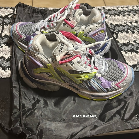 Balenciaga Runners - Picture 1 of 4